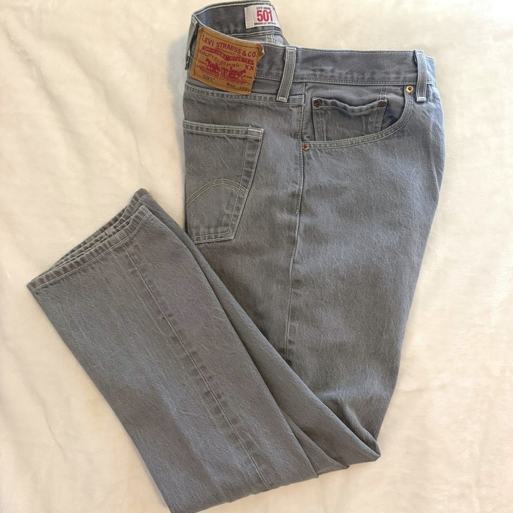 Levi's 501 Original Straight Leg Jeans Mens 40x32 Grey Good Button Fly Denim